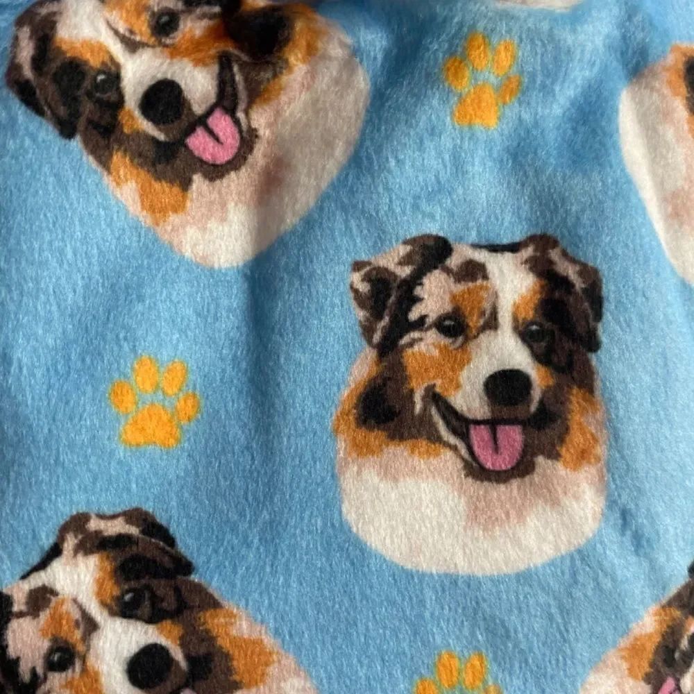 COMFIES Australian Sheperd Super Soft Slippers One Size Fits Most. - Picture 2 of 6